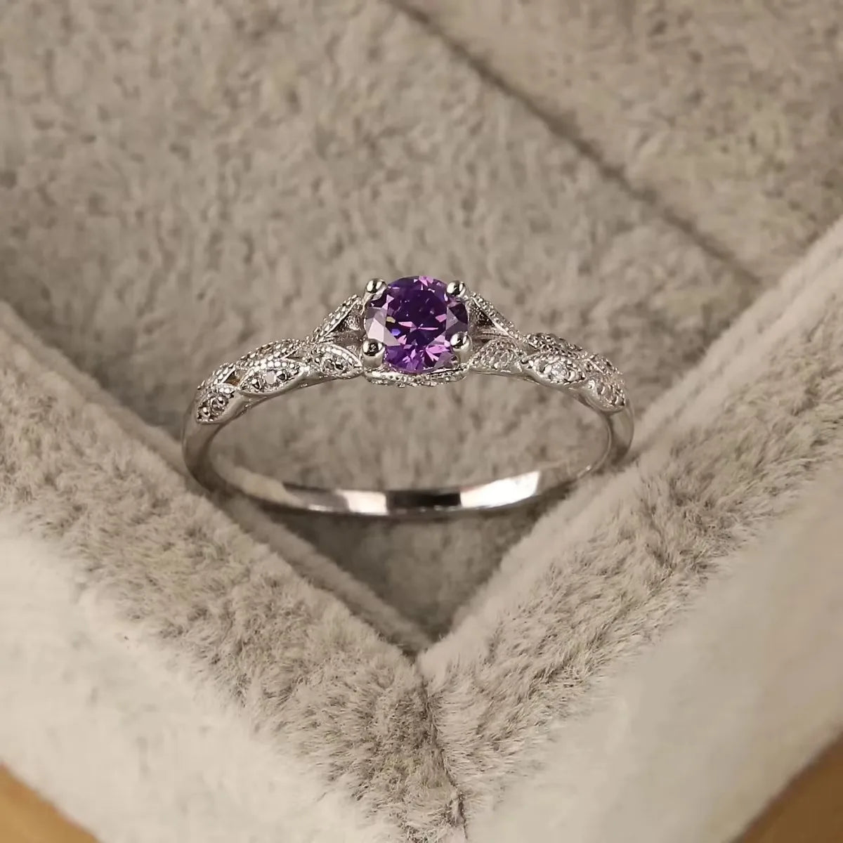 Silver Luxury Style Amethyst Zircon Women's Ring From Europe And America, Simple And Fashionable Gemstone Temperament Ring