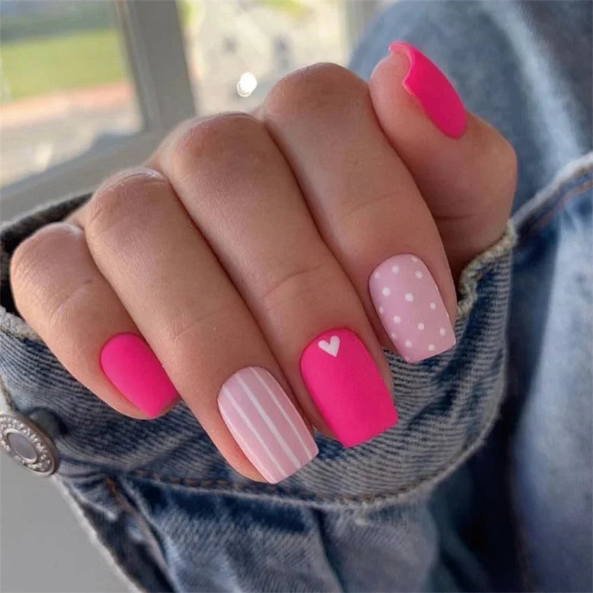 24p Artificial Acrylic Nail Art Fake Nails Full Coverage Removable Press On Nails Tip French Light Pink Heart False Nail Designs