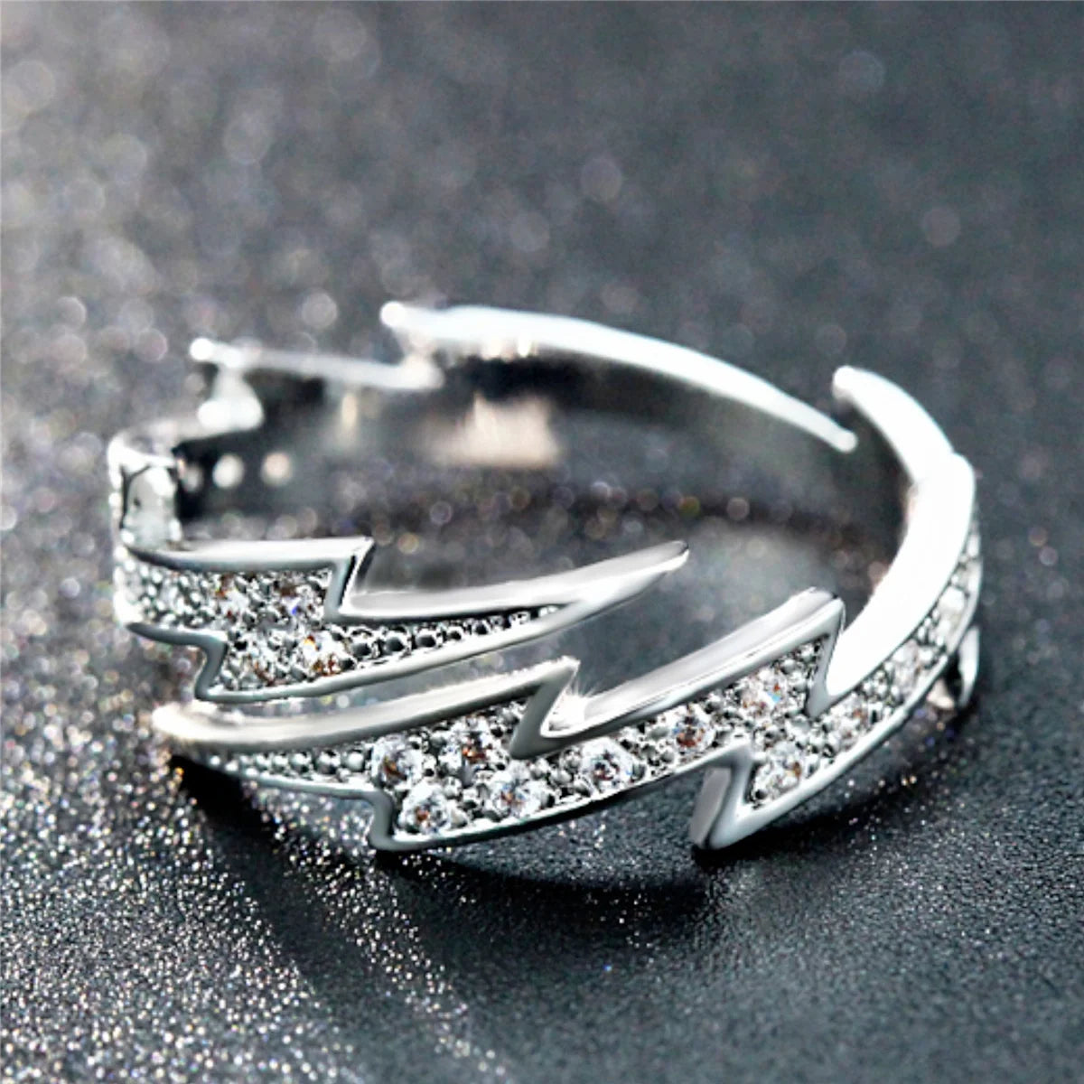 Punk Hip hop Silver Color Zircon Lightning Open Rings for Men Fashion Jewelry Gift Creative Adjustable Ring