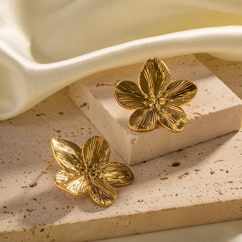 Uilz New Trendy Stainless Steel Butterfly Stud Earring Charm 18K Gold Plated High Quality Statement Waterproof Jewelry Gift