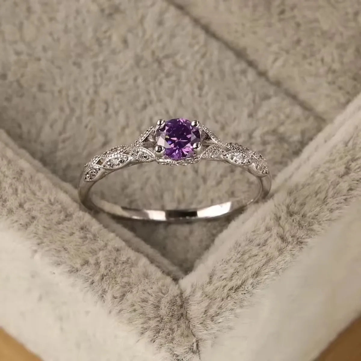 Silver Luxury Style Amethyst Zircon Women's Ring From Europe And America, Simple And Fashionable Gemstone Temperament Ring
